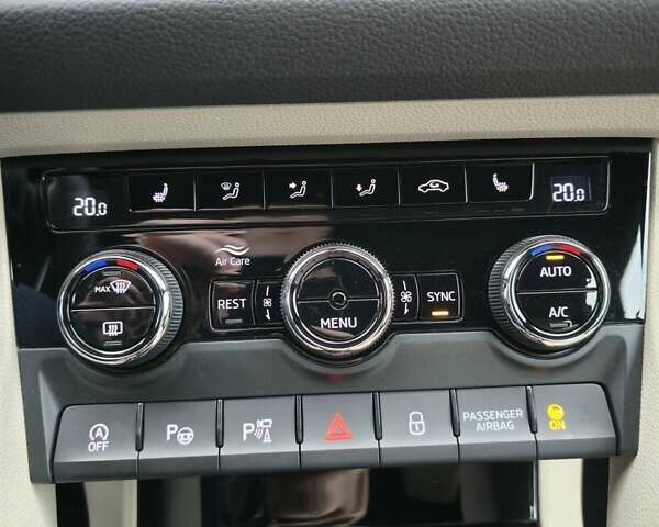 Коричневый Шкода Kodiaq, объемом двигателя 2 л и пробегом 144 тыс. км за 32999 $, фото 49 на Automoto.ua