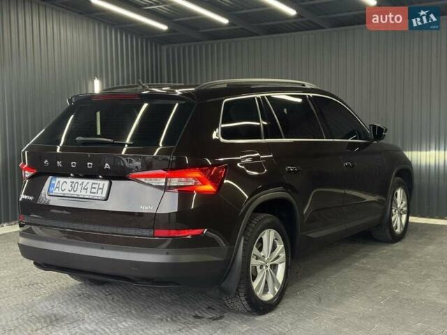 Коричневый Шкода Kodiaq, объемом двигателя 1.97 л и пробегом 101 тыс. км за 31499 $, фото 6 на Automoto.ua