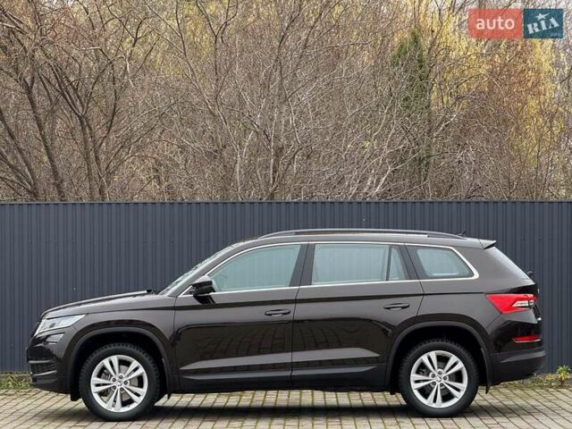 Коричневий Шкода Kodiaq, об'ємом двигуна 2 л та пробігом 100 тис. км за 28999 $, фото 6 на Automoto.ua