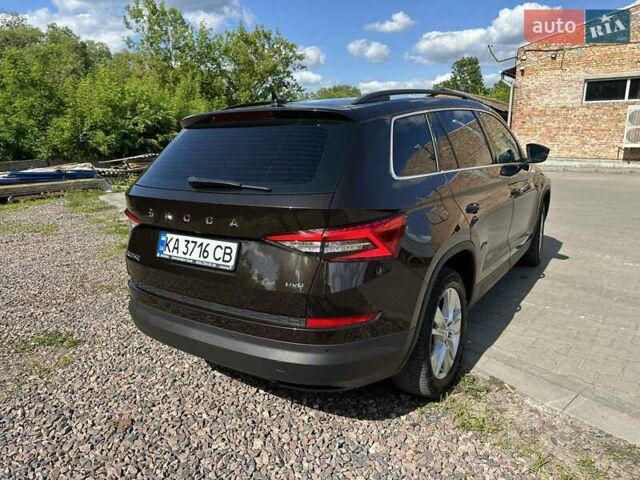 Коричневий Шкода Kodiaq, об'ємом двигуна 1.97 л та пробігом 106 тис. км за 34000 $, фото 5 на Automoto.ua