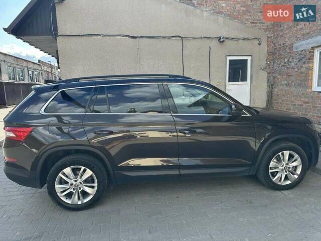 Коричневий Шкода Kodiaq, об'ємом двигуна 1.97 л та пробігом 106 тис. км за 34000 $, фото 3 на Automoto.ua
