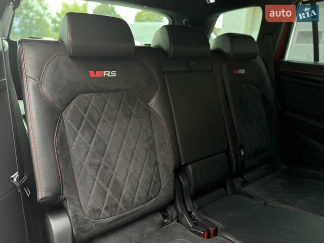 Красный Шкода Kodiaq, объемом двигателя 2 л и пробегом 190 тыс. км за 35999 $, фото 24 на Automoto.ua