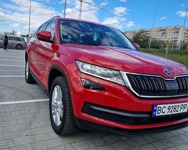 Красный Шкода Kodiaq, объемом двигателя 1.97 л и пробегом 97 тыс. км за 32000 $, фото 2 на Automoto.ua