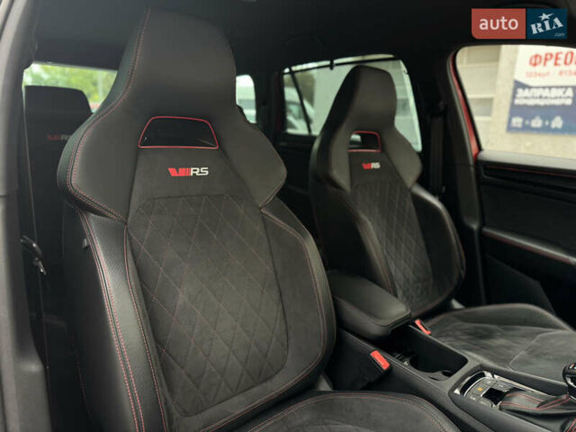 Красный Шкода Kodiaq, объемом двигателя 2 л и пробегом 190 тыс. км за 35999 $, фото 28 на Automoto.ua