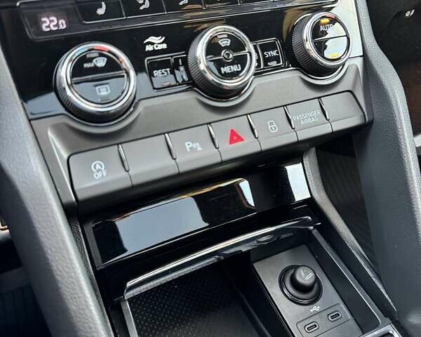 Шкода Kodiaq 2020 у Львові на Automoto.ua Червоний Шкода Kodiaq, об'ємом двигуна 1.97 л та пробігом 140 тис. км за 32000 $, фото 10 на Automoto.ua