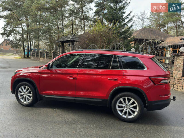 Красный Шкода Kodiaq, объемом двигателя 1.97 л и пробегом 231 тыс. км за 25500 $, фото 4 на Automoto.ua