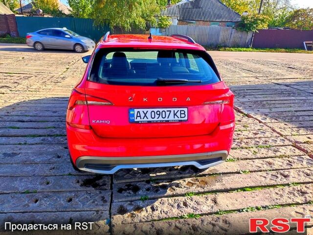 Красный Шкода Kodiaq, объемом двигателя 1.6 л и пробегом 63 тыс. км за 16500 $, фото 3 на Automoto.ua