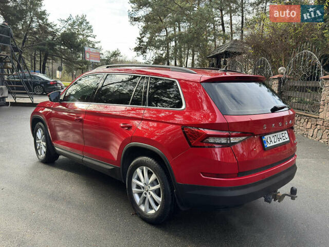 Красный Шкода Kodiaq, объемом двигателя 1.97 л и пробегом 231 тыс. км за 25500 $, фото 5 на Automoto.ua