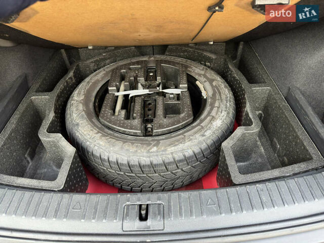 Красный Шкода Kodiaq, объемом двигателя 1.97 л и пробегом 231 тыс. км за 25500 $, фото 11 на Automoto.ua