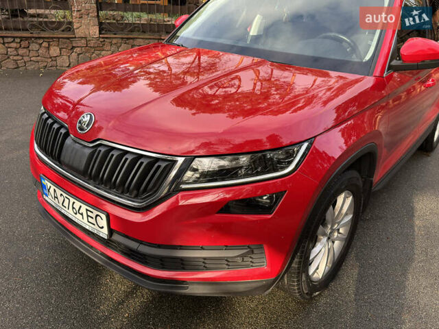Красный Шкода Kodiaq, объемом двигателя 1.97 л и пробегом 231 тыс. км за 25500 $, фото 2 на Automoto.ua