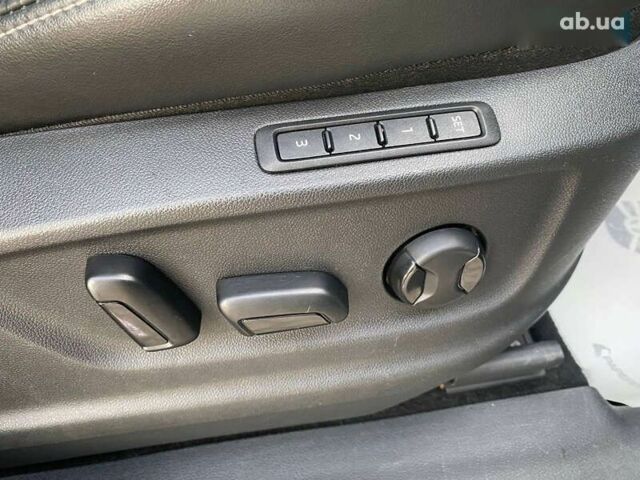 Шкода Kodiaq, об'ємом двигуна 2 л та пробігом 299 тис. км за 24400 $, фото 18 на Automoto.ua