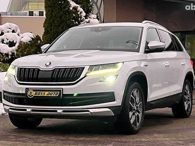 Шкода Kodiaq, объемом двигателя 2 л и пробегом 147 тыс. км за 26900 $, фото 2 на Automoto.ua