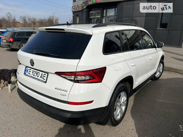 Шкода Kodiaq, об'ємом двигуна 1.97 л та пробігом 86 тис. км за 30300 $, фото 6 на Automoto.ua