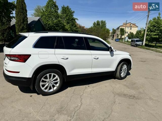 Шкода Kodiaq, объемом двигателя 1.97 л и пробегом 254 тыс. км за 23700 $, фото 4 на Automoto.ua
