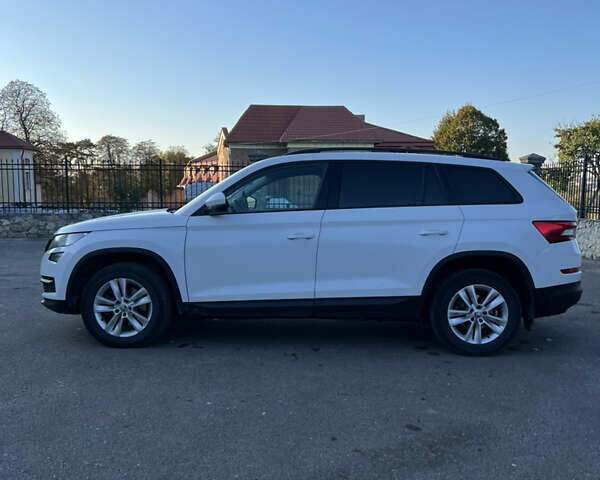 Шкода Kodiaq, объемом двигателя 1.97 л и пробегом 155 тыс. км за 22000 $, фото 3 на Automoto.ua