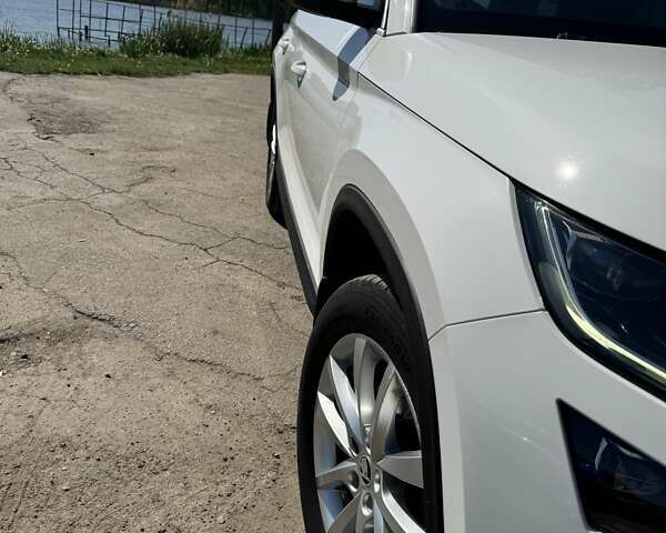 Шкода Kodiaq, объемом двигателя 1.97 л и пробегом 254 тыс. км за 23700 $, фото 6 на Automoto.ua