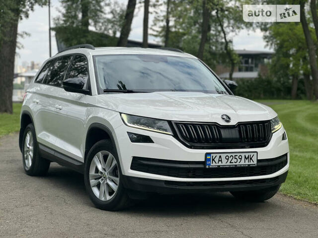 Шкода Kodiaq, объемом двигателя 2 л и пробегом 250 тыс. км за 22900 $, фото 2 на Automoto.ua