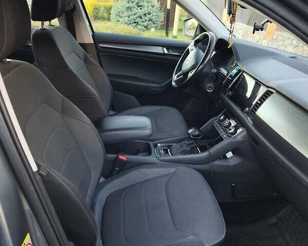 Шкода Kodiaq, объемом двигателя 2 л и пробегом 180 тыс. км за 21850 $, фото 3 на Automoto.ua