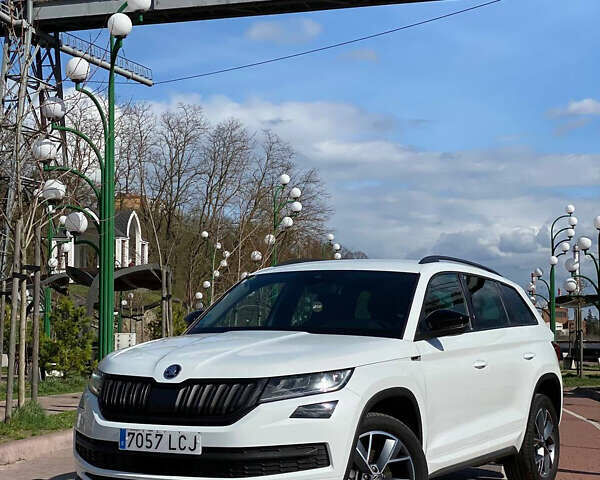 Шкода Kodiaq, объемом двигателя 2 л и пробегом 196 тыс. км за 25600 $, фото 1 на Automoto.ua