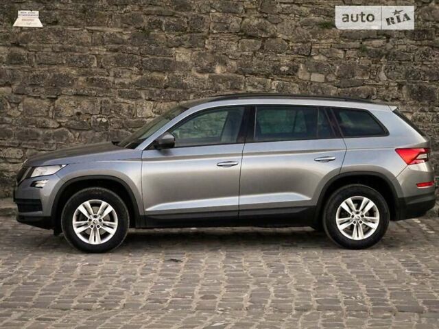 Шкода Kodiaq, объемом двигателя 1.97 л и пробегом 196 тыс. км за 23000 $, фото 13 на Automoto.ua