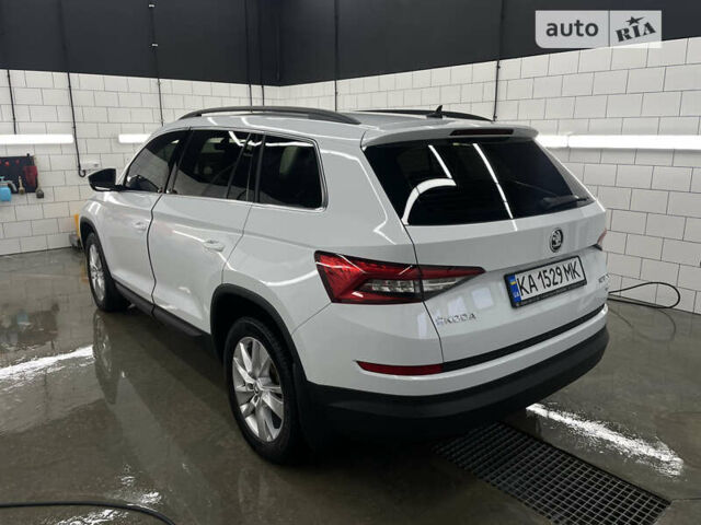 Шкода Kodiaq, об'ємом двигуна 1.98 л та пробігом 67 тис. км за 31900 $, фото 2 на Automoto.ua