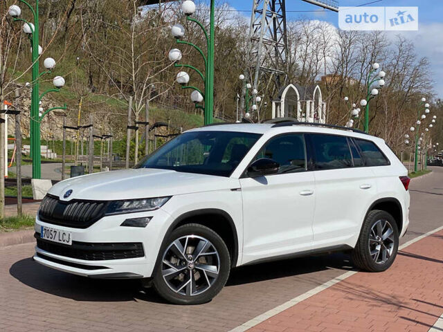 Шкода Kodiaq, объемом двигателя 2 л и пробегом 196 тыс. км за 25600 $, фото 4 на Automoto.ua