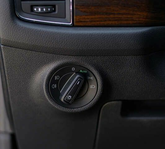Шкода Kodiaq, об'ємом двигуна 2 л та пробігом 204 тис. км за 28900 $, фото 27 на Automoto.ua