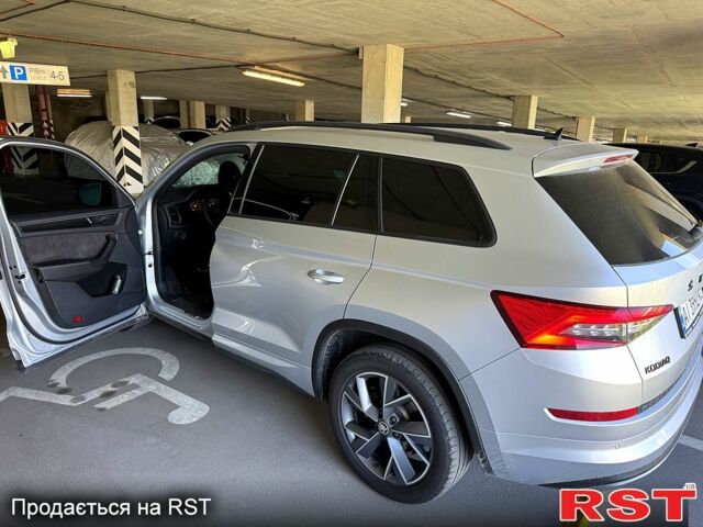 Шкода Kodiaq, объемом двигателя 2 л и пробегом 208 тыс. км за 28000 $, фото 2 на Automoto.ua