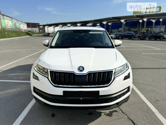 Шкода Kodiaq, объемом двигателя 1.97 л и пробегом 118 тыс. км за 31300 $, фото 4 на Automoto.ua