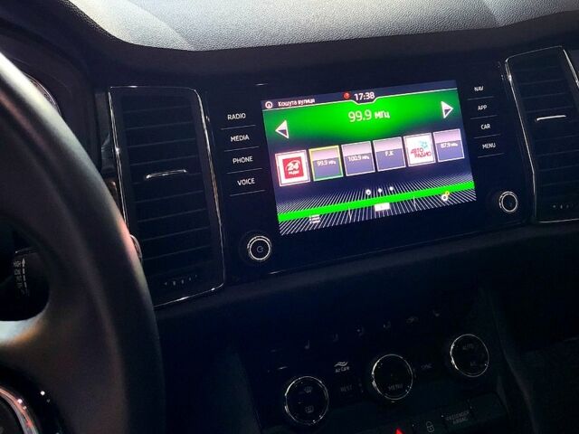 Шкода Kodiaq 2020 в Мукачеве на Automoto.ua Шкода Kodiaq, объемом двигателя 2 л и пробегом 30 тыс. км за 35500 $, фото 3 на Automoto.ua