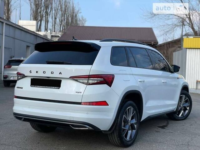 Шкода Kodiaq, объемом двигателя 1.97 л и пробегом 55 тыс. км за 44444 $, фото 14 на Automoto.ua