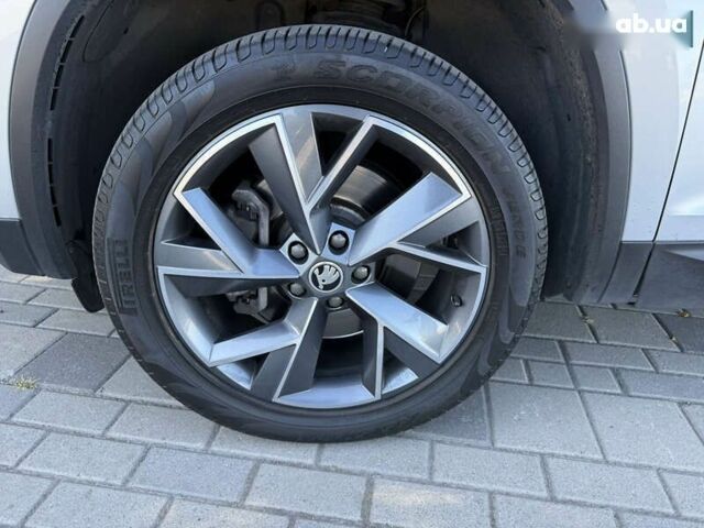 Шкода Kodiaq, об'ємом двигуна 2 л та пробігом 121 тис. км за 31000 $, фото 20 на Automoto.ua