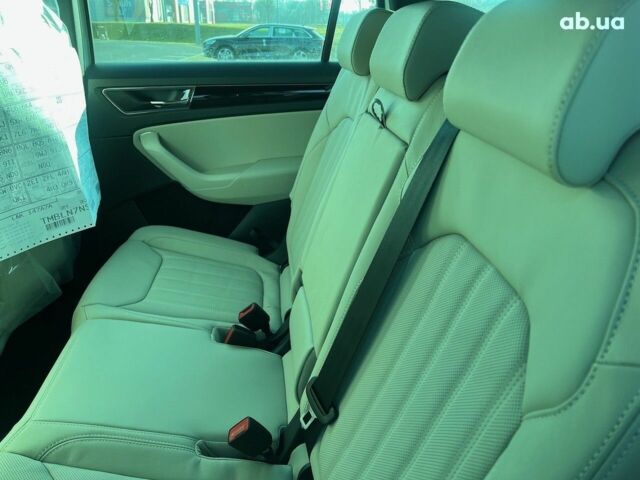 Шкода Kodiaq, объемом двигателя 2 л и пробегом 0 тыс. км за 57383 $, фото 4 на Automoto.ua