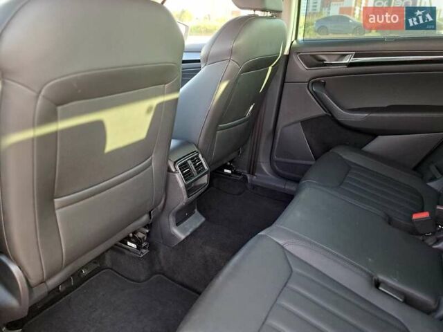 Шкода Kodiaq, об'ємом двигуна 1.97 л та пробігом 160 тис. км за 38854 $, фото 16 на Automoto.ua