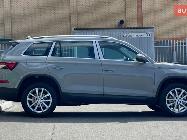 Шкода Kodiaq 2023 у Днепре (Днепропетровске) на Automoto.ua Шкода Kodiaq, об'ємом двигуна 1.97 л та пробігом 0 тис. км за 42997 $, фото 8 на Automoto.ua