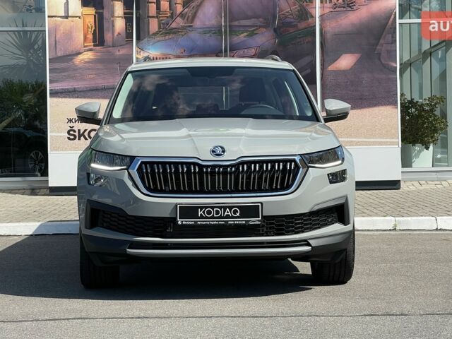 Шкода Kodiaq 2023 у Днепре (Днепропетровске) на Automoto.ua Шкода Kodiaq, об'ємом двигуна 1.97 л та пробігом 0 тис. км за 42997 $, фото 10 на Automoto.ua