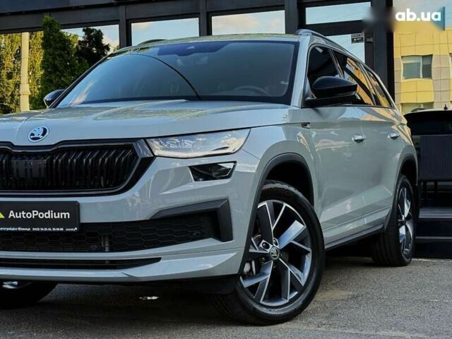 Шкода Kodiaq 2023 в Киеве на Automoto.ua Шкода Kodiaq, объемом двигателя 2 л и пробегом 20 тыс. км за 43500 $, фото 6 на Automoto.ua