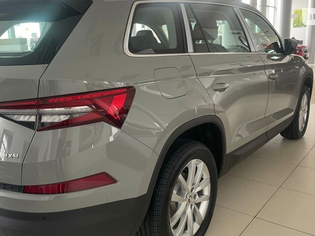 Шкода Kodiaq, об'ємом двигуна 1.98 л та пробігом 0 тис. км за 42517 $, фото 5 на Automoto.ua