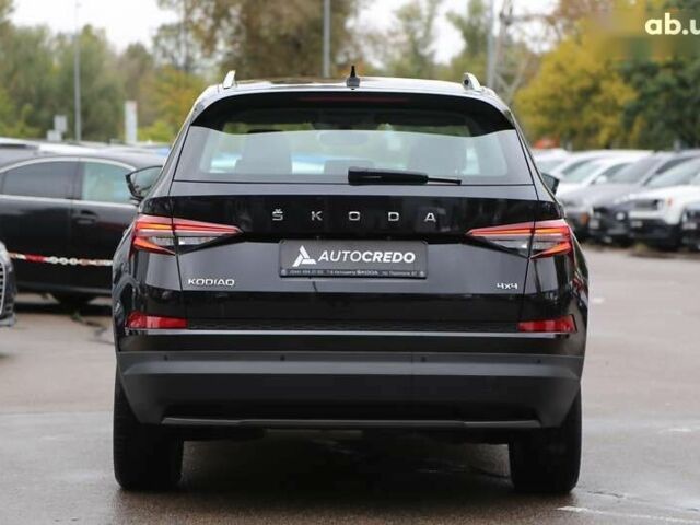 Шкода Kodiaq 2023 в Киеве на Automoto.ua Шкода Kodiaq, объемом двигателя 2 л и пробегом 90 тыс. км за 39900 $, фото 5 на Automoto.ua