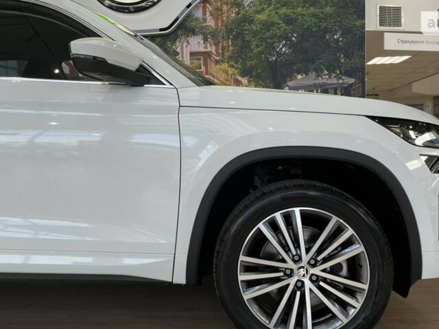 купить новое авто Шкода Kodiaq 2023 года от официального дилера Автотрейдiнг-Одеса Skoda Шкода фото