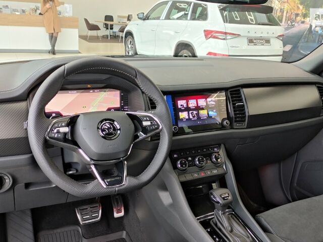 Шкода Kodiaq, об'ємом двигуна 1.97 л та пробігом 0 тис. км за 50131 $, фото 3 на Automoto.ua