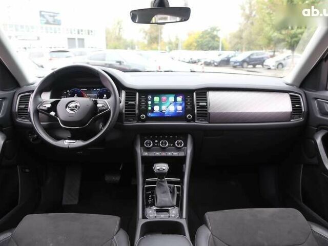 Шкода Kodiaq 2023 в Киеве на Automoto.ua Шкода Kodiaq, объемом двигателя 2 л и пробегом 90 тыс. км за 39900 $, фото 14 на Automoto.ua