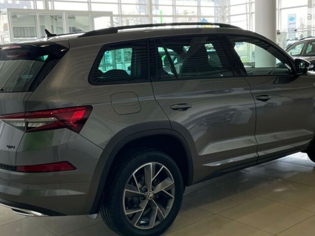 купить новое авто Шкода Kodiaq 2023 года от официального дилера Моторкрафт Шкода фото