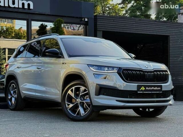 Шкода Kodiaq 2023 в Киеве на Automoto.ua Шкода Kodiaq, объемом двигателя 2 л и пробегом 20 тыс. км за 43500 $, фото 9 на Automoto.ua