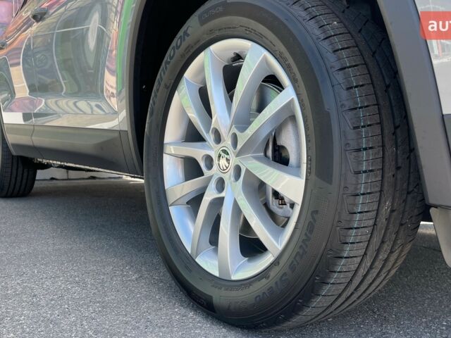 Шкода Kodiaq 2023 у Днепре (Днепропетровске) на Automoto.ua Шкода Kodiaq, об'ємом двигуна 1.97 л та пробігом 0 тис. км за 42997 $, фото 34 на Automoto.ua