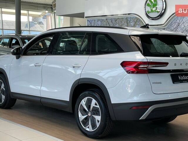 Шкода Kodiaq 2024 года купить новое авто Шкода Kodiaq 2024 года от официального дилера Прага Авто на Кільцевій Шкода фото