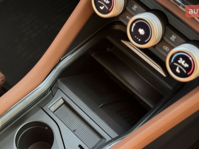 Шкода Kodiaq 2025 року купити нове авто Шкода Kodiaq 2025 року від офіційного дилера Автоцентр-Кременчук Шкода фото