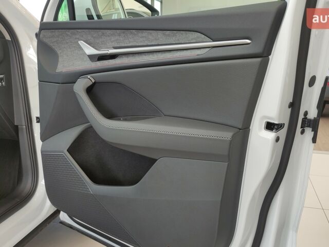 Шкода Kodiaq 2025 у Кропивницькому (Кіровограді) на Automoto.ua Шкода Kodiaq, об'ємом двигуна 1.98 л та пробігом 0 тис. км за 45605 $, фото 26 на Automoto.ua