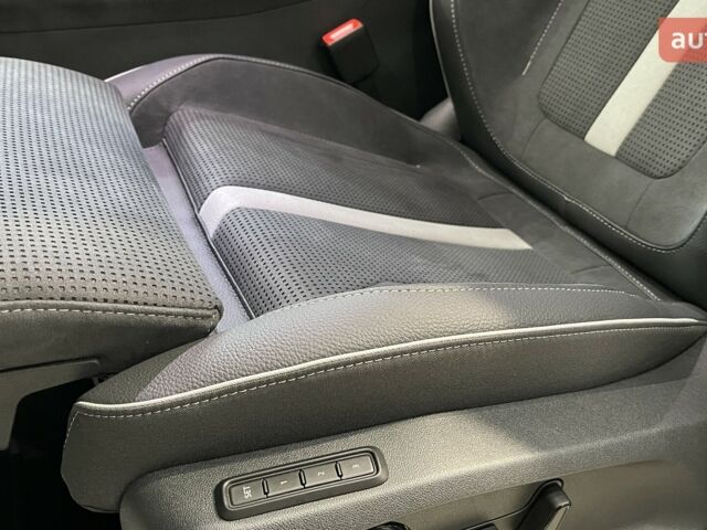 Шкода Kodiaq, об'ємом двигуна 1.97 л та пробігом 0 тис. км за 52729 $, фото 16 на Automoto.ua