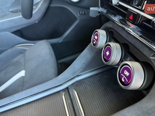 Шкода Kodiaq 2025 в Днепре (Днепропетровске) на Automoto.ua Шкода Kodiaq, объемом двигателя 1.98 л и пробегом 0 тыс. км за 49060 $, фото 15 на Automoto.ua